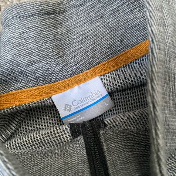 Columbia Grey Half Zip Sweater - Picture 4 of 4